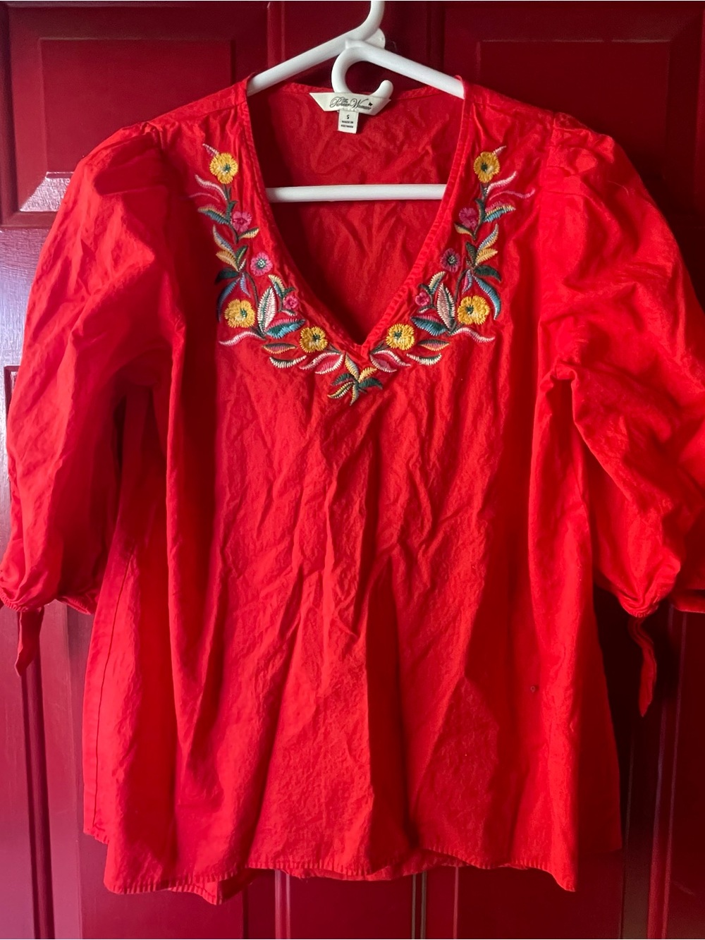 The Pioneer Woman Red Embroidered V-Neck Peasant Top